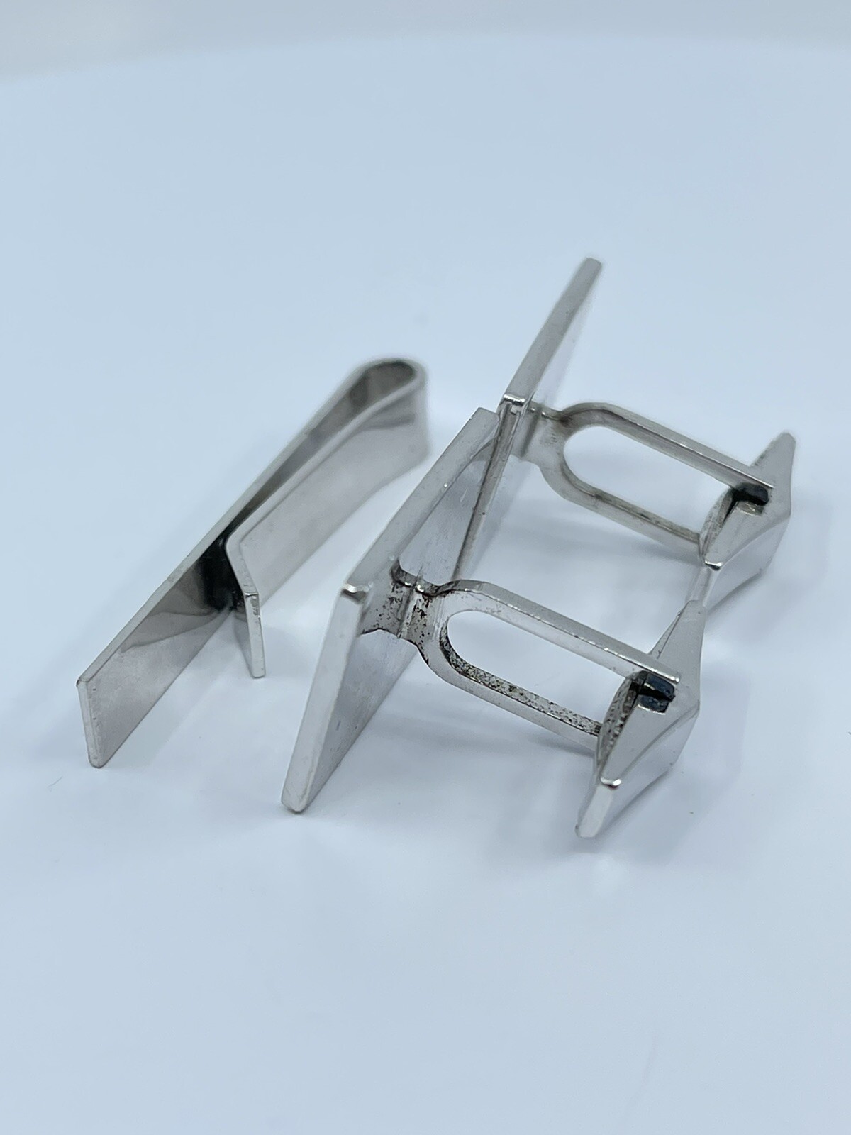 Arthur Anderson Monogram ABS cufflinks and tie clip set sterling 7/8″