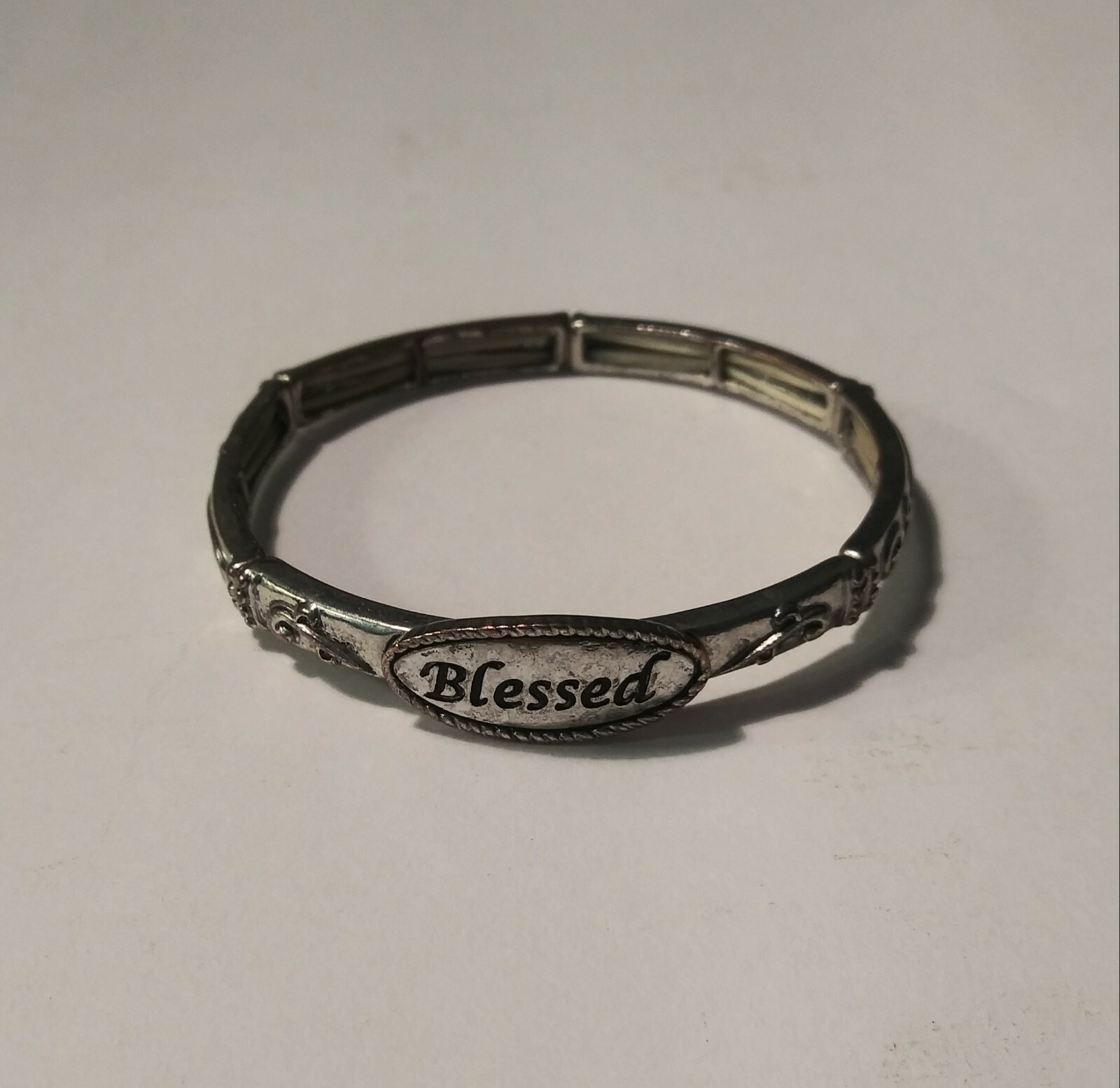 BLESSED Silver Tone Stretch Bracelet – Pre Owned – Good Condition – No Mark