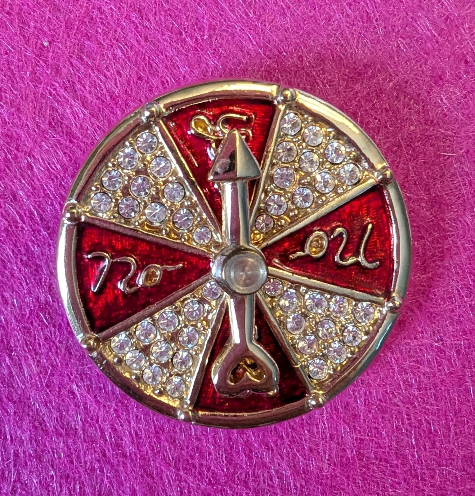 Swarovski Signed Crystal Roulette Wheel With Moving Dial Yes Or No Brooch Pin