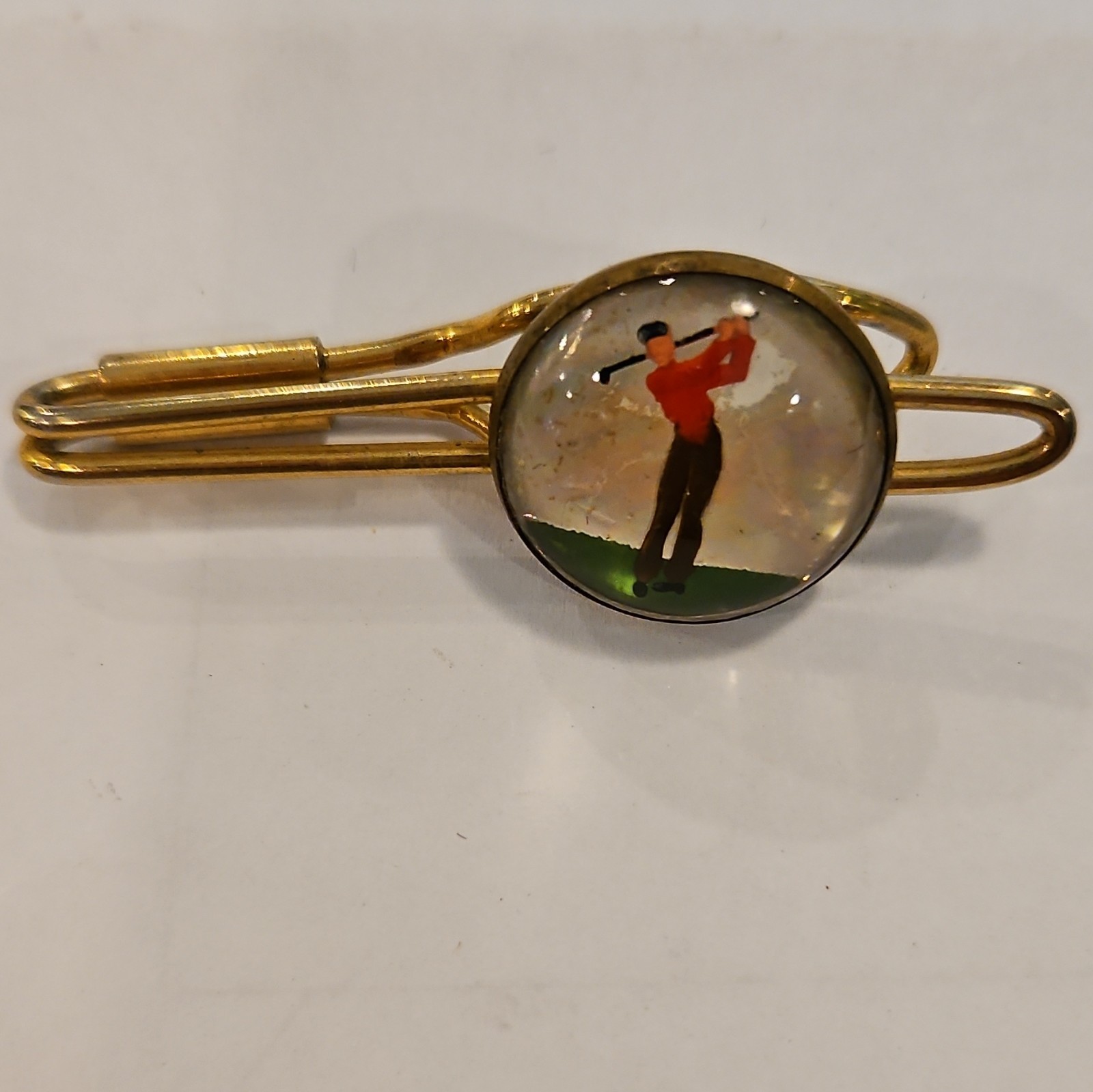 Swank Signed Gold Tie Bar Clip Round Golfer Swing Motif Men’s Sports Theme
