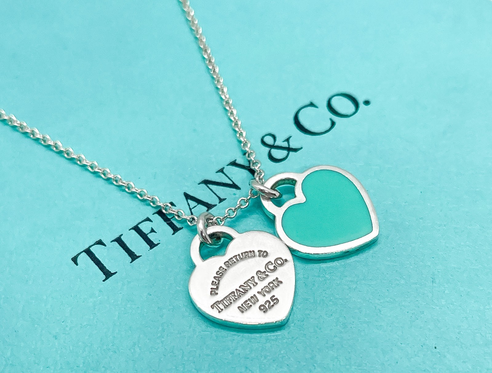 Tiffany & Co. Return to Tiffany Mini Blue Double Heart Pendant Necklace 16″