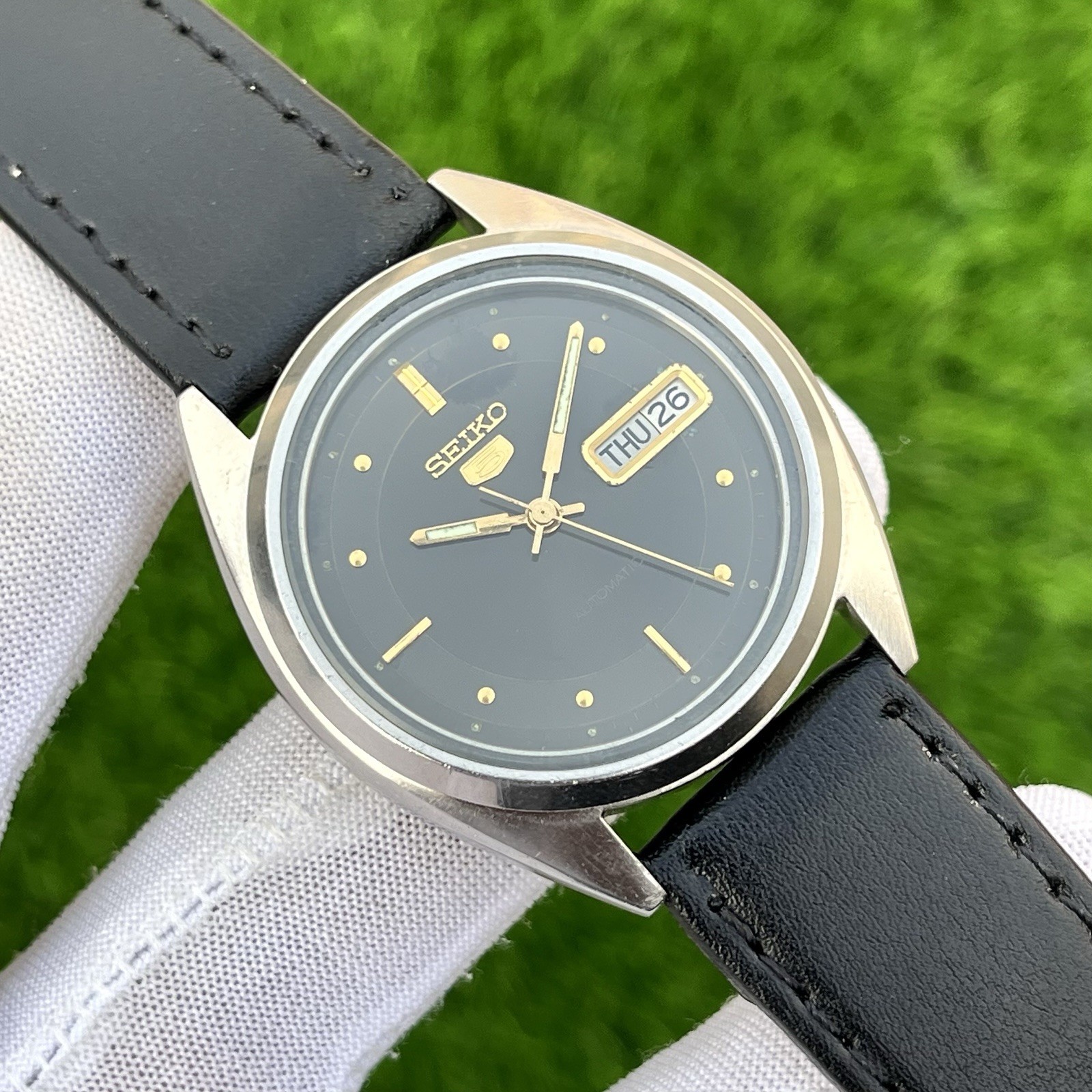 Vintage Seiko 5 Dress Formal Automatic Japan Made Men’s Watch 7009-3041