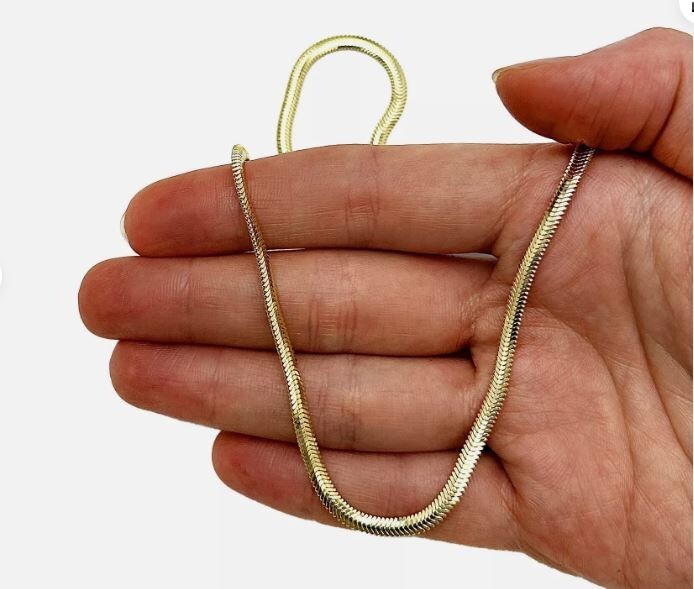 14k Yellow Gold 16″ Oval Snake Pendant Chain Necklace 17 gram 5.3 MM