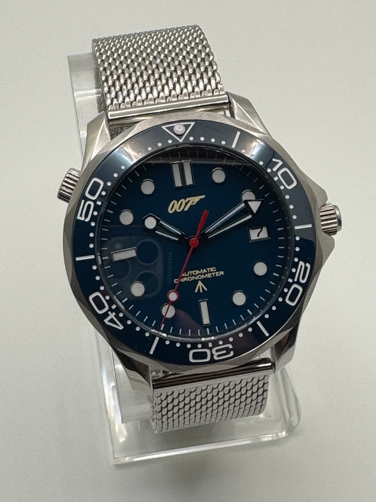 James Bond 007 “Golden Eye” NH35 Auto Watch Blue Dial Diver 100m 41mm