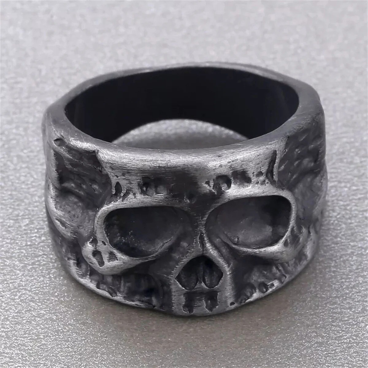 New Black Skeleton Gothic Skull Ring Men’s Stainless Steel Punk Rock Biker