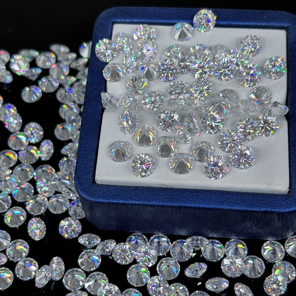 Beautiful Gemstone Loose Moissanite 0.7mm-4.0mm 100pcs Round Super White D Color