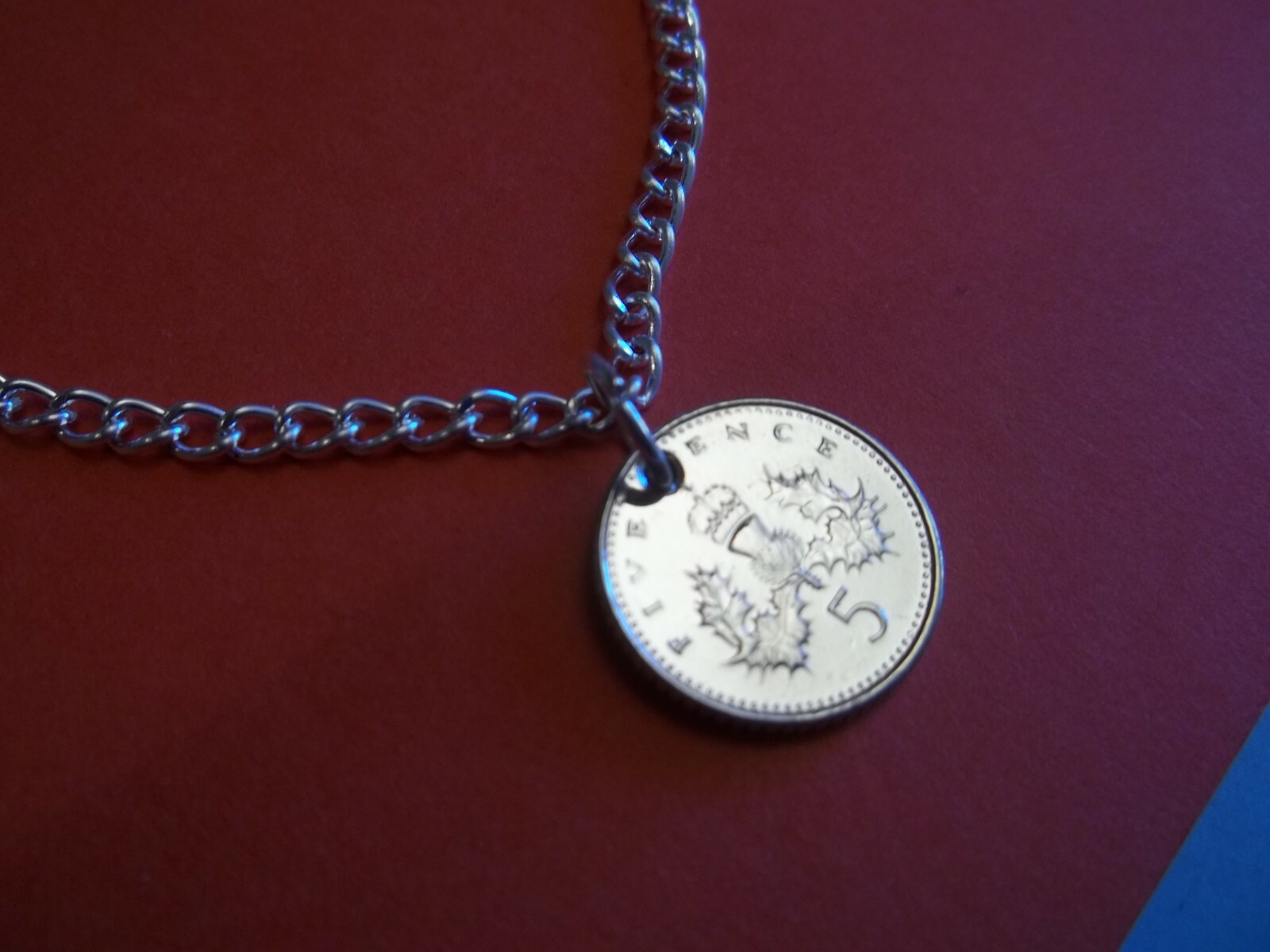 FIVE (5) PENCE COIN PENDANT BRACELET – SILVER CURB CHAIN – 1990 to 2008
