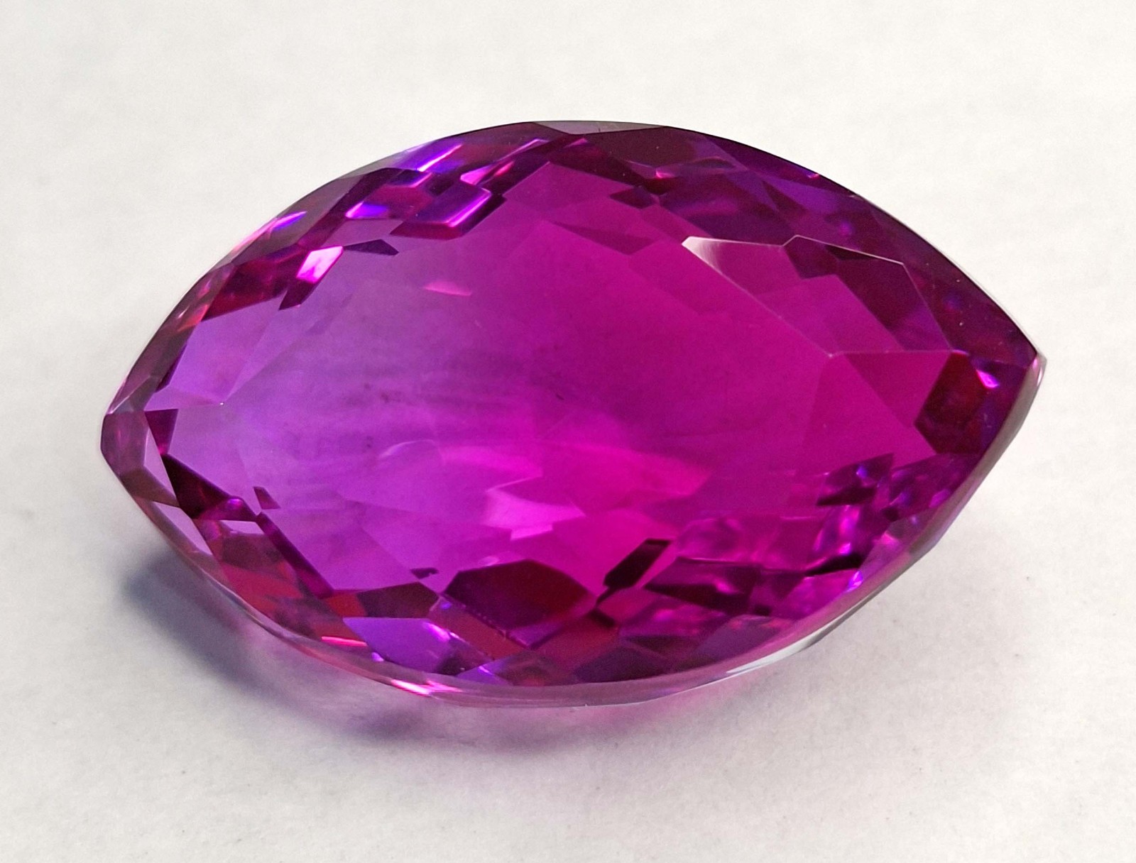 Marquise Cut Bi-Color Certified Tourmaline Natural 61-63Ct Loose Gemstone RK1061