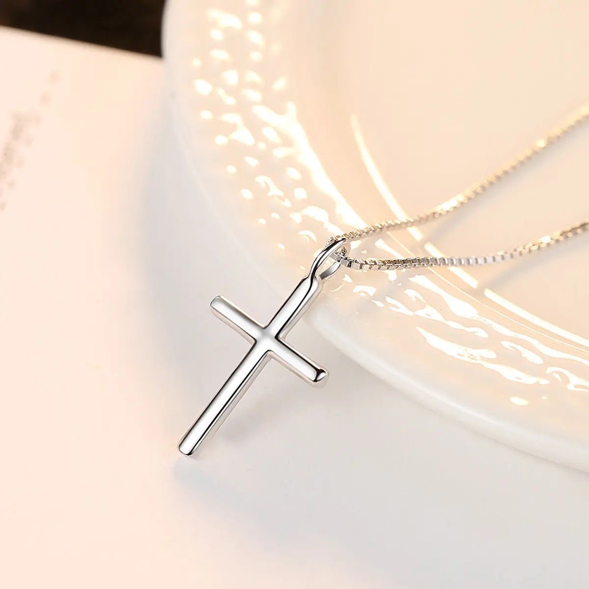 Small Plain & Simple Cross Pendant 18″ Necklace 925 Sterling Silver Plated A1