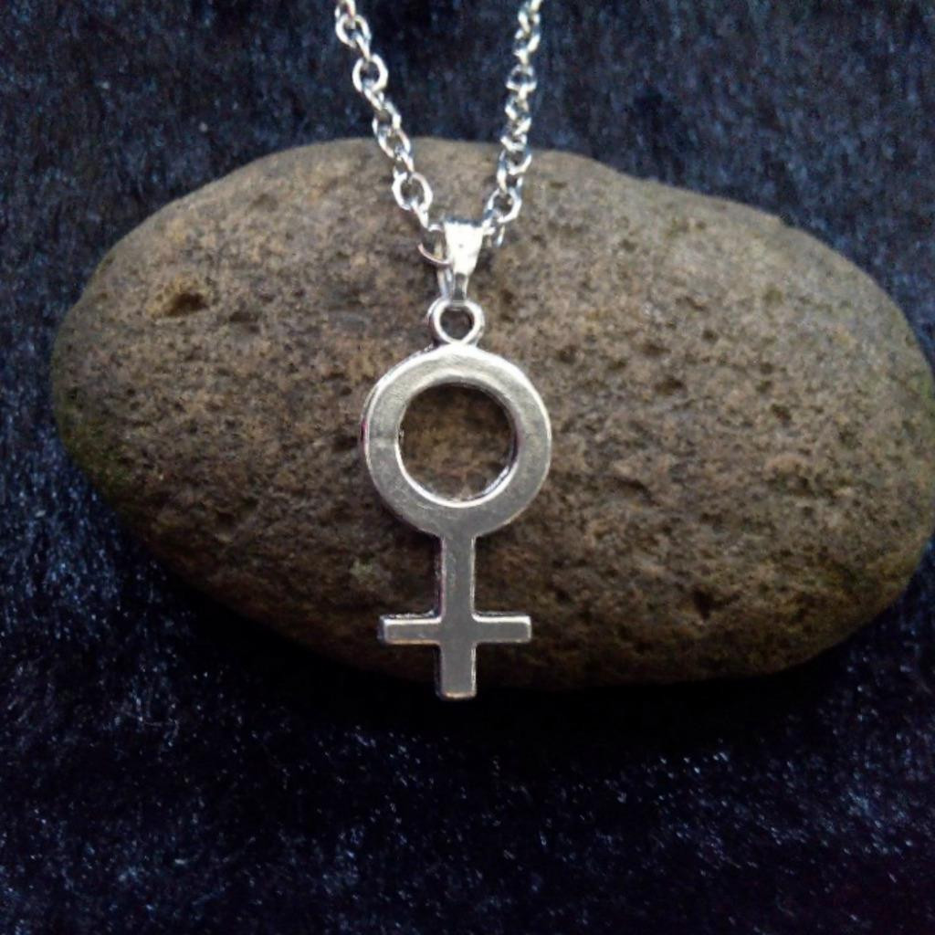 VENUS SYMBOL NECKLACE Small Pendant Charm w Chain Female Feminist Woman Feminism
