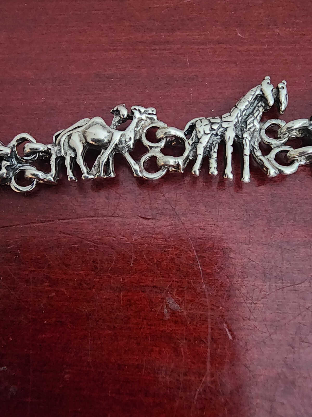 VINTAGE STERLING SILVER NOAH’S ARK LINKS BRACELET. 7″