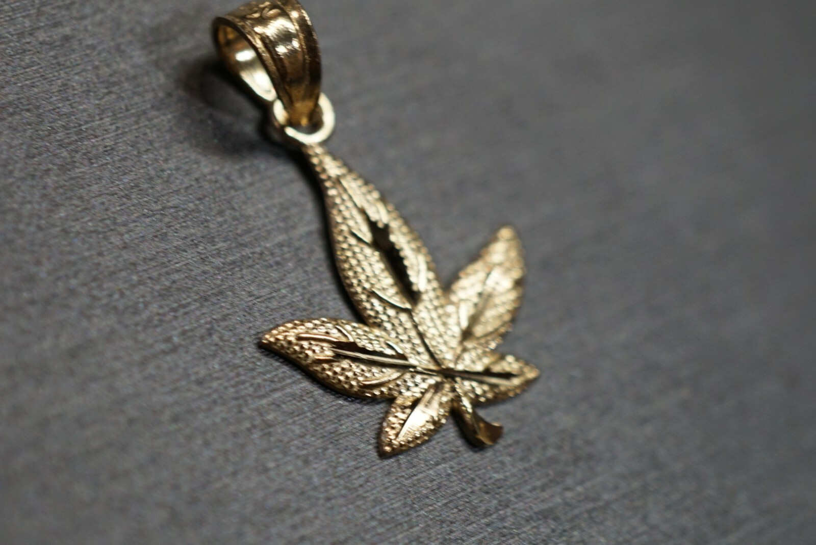 14K Solid Yellow Gold Tiny Diamond Cut 0.8″ Marijuana Leaf Charm Pendant.