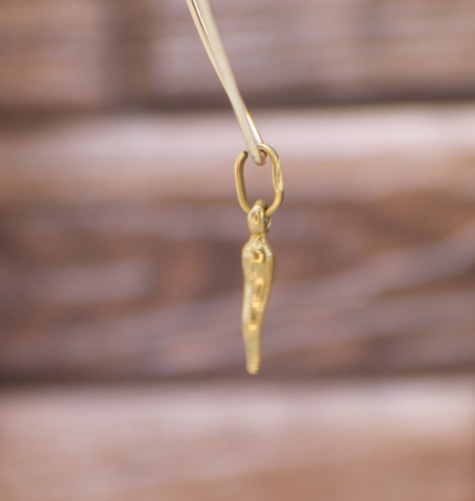 Solid 18K Yellow Gold 3D Malocchio Italian Horn Pendant Charm Travel Tiny Petite