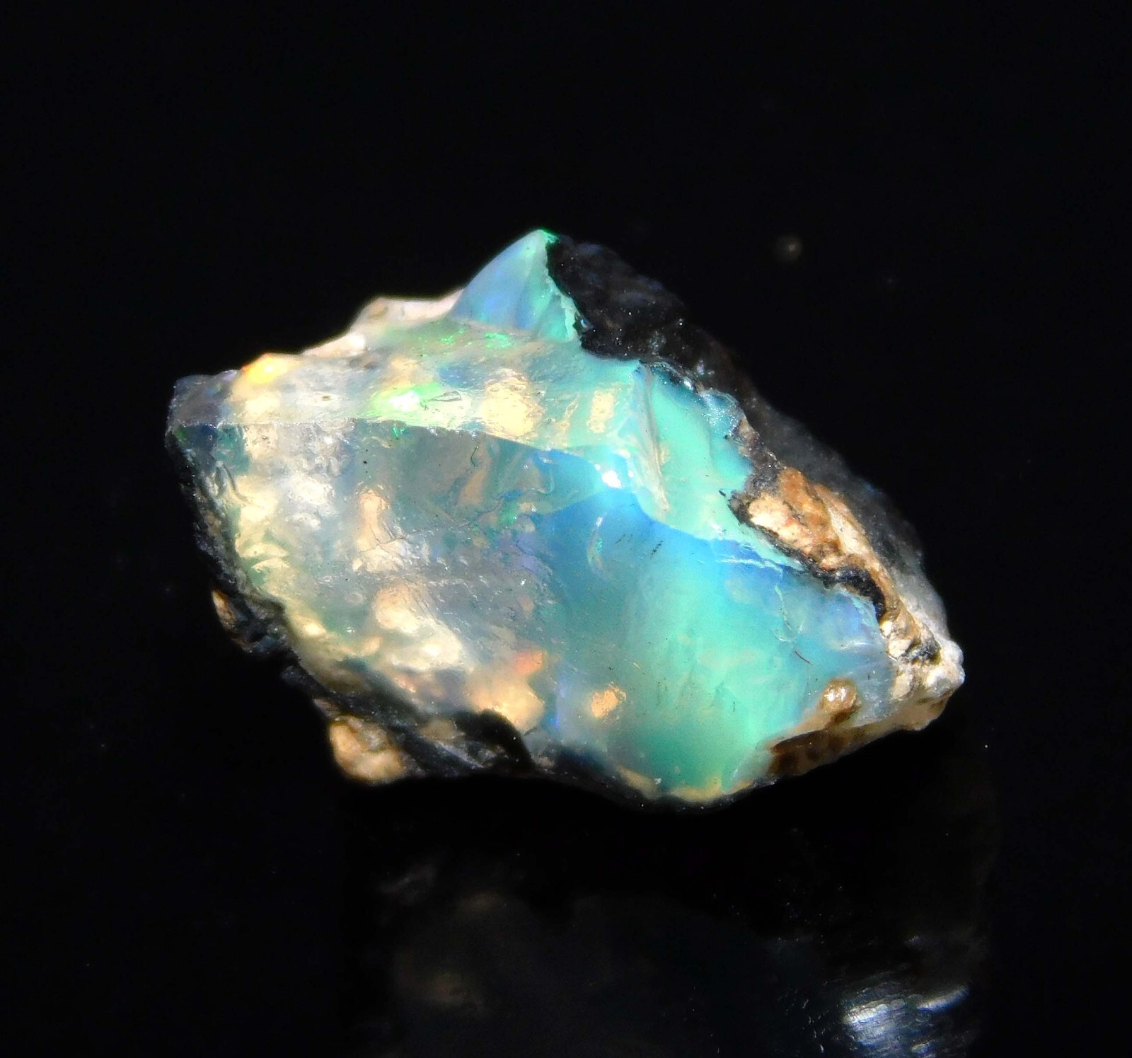 100% Natural Gemstone Ethiopian Fire Opal Rough 5.05 Carat