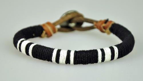 Classic Surfer Cotton Wrap Leather Leather Wristband Bracelet Cuff Black & White