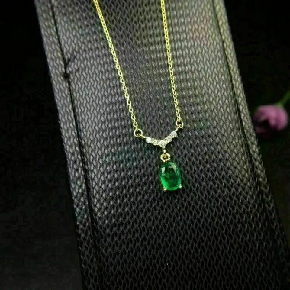 Ladies 3CT Oval Cut Green Emerald Pendant Stunning Necklace 14K Yellow Gold Over