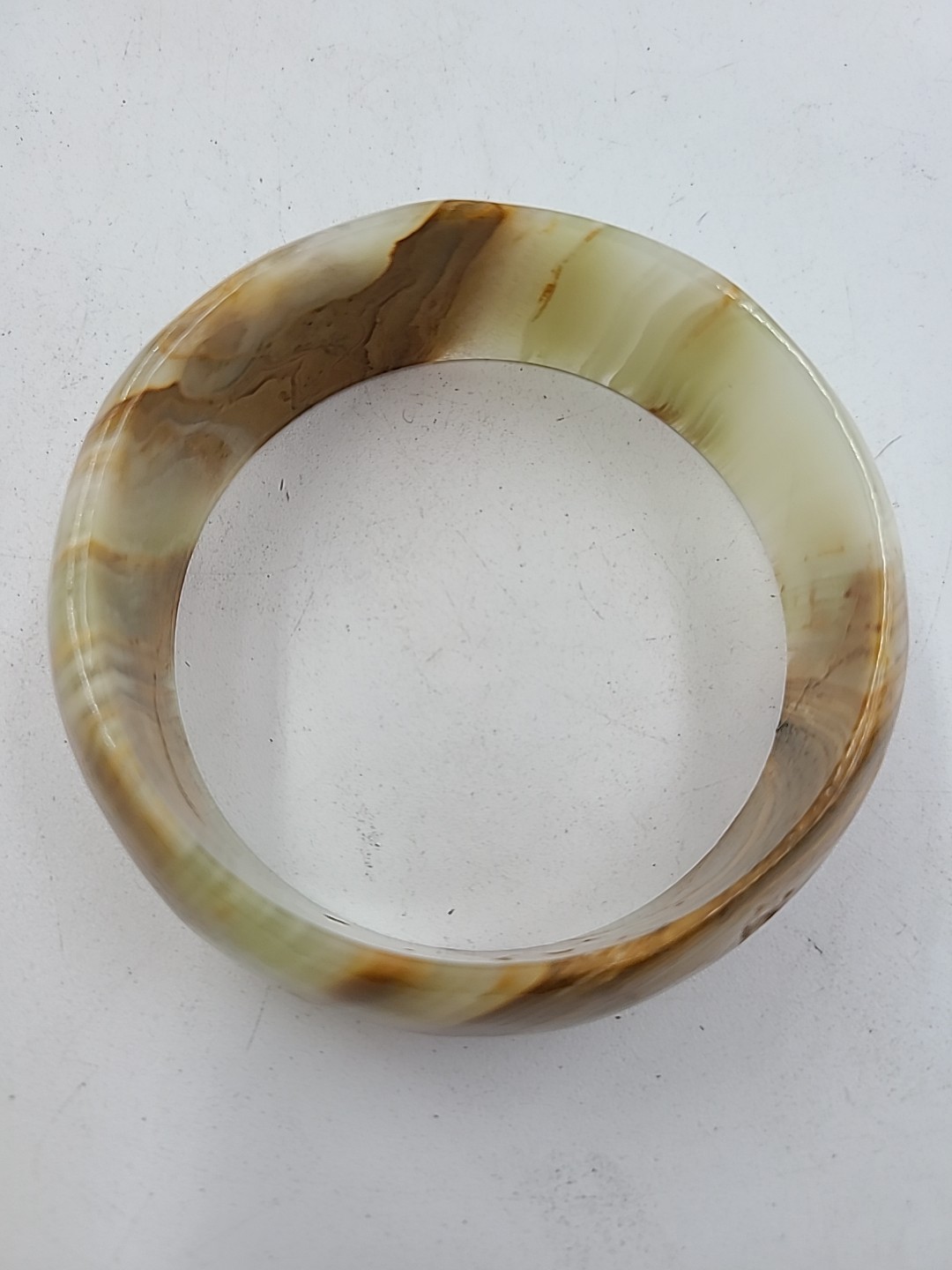 VTG Beautiful Bangle Bracelet Marbled Brown White Green 1″ W x 2.75″ Across