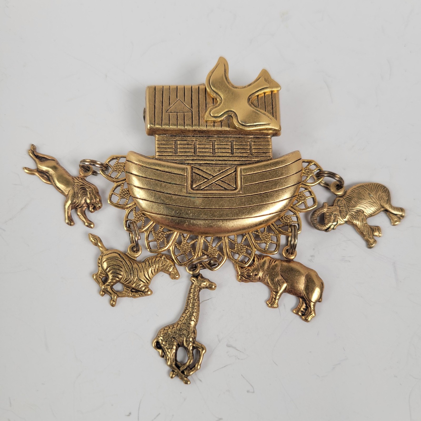 Noahs Ark Dangle Pin Brooch Gold Tone Animal Zoo Charms Religious Jewelry