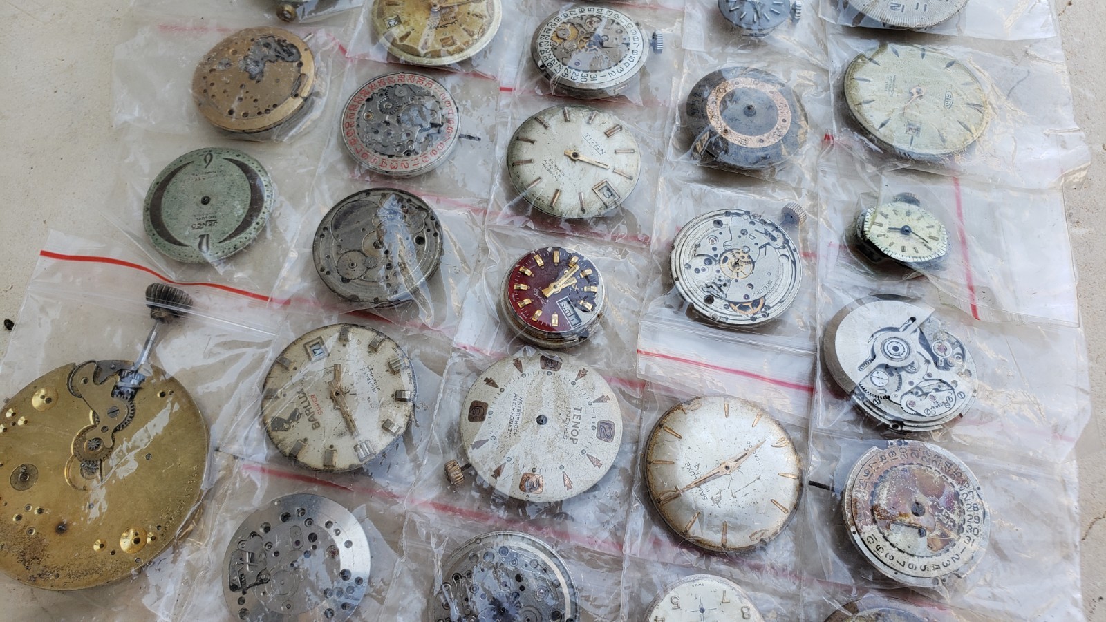 Antique Vintage Automatic Manual Wind Mixed Watch Movements- Lot Of 72 Movement