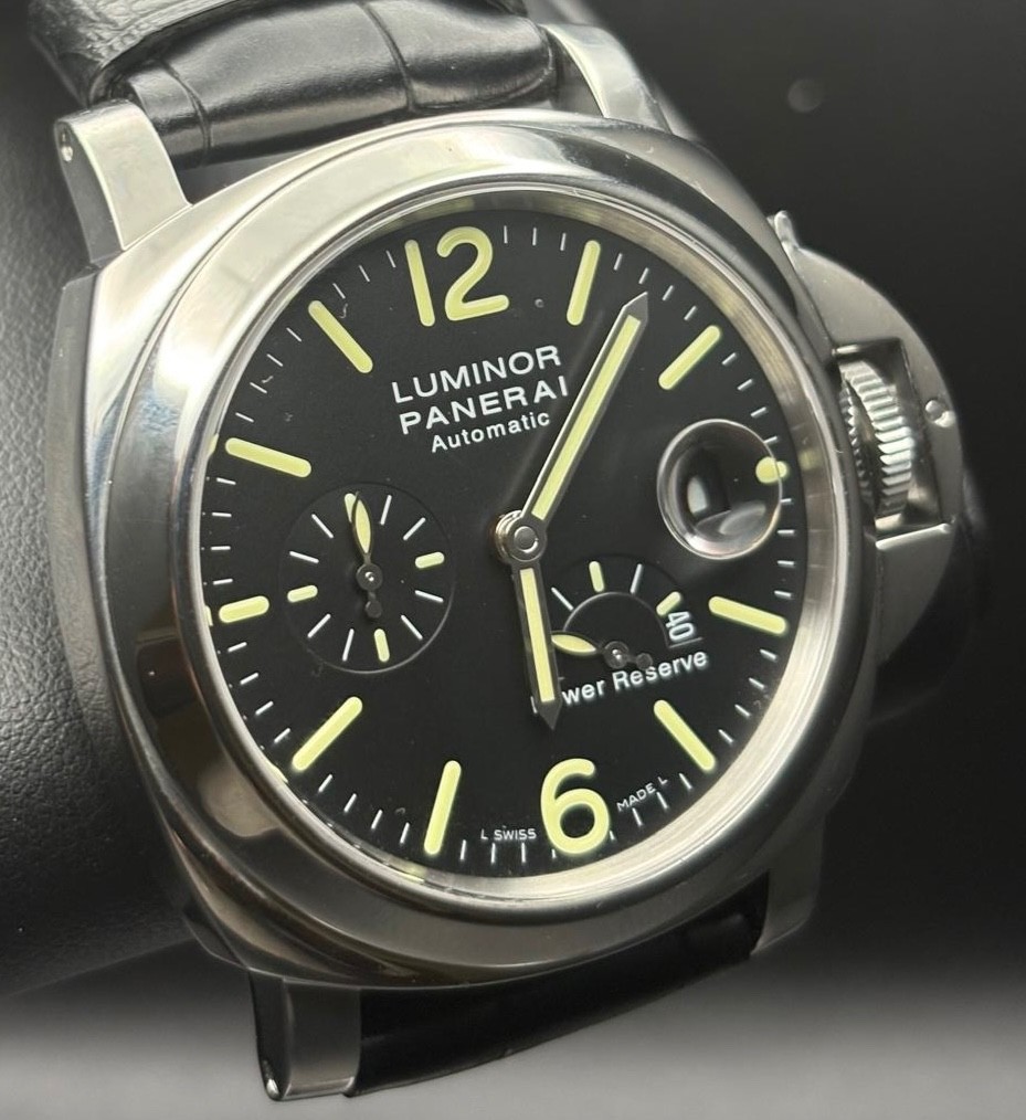 Stunning Panerai Luminor Marina Box & Papers 44mm Steel Men’s Watch PAM00090