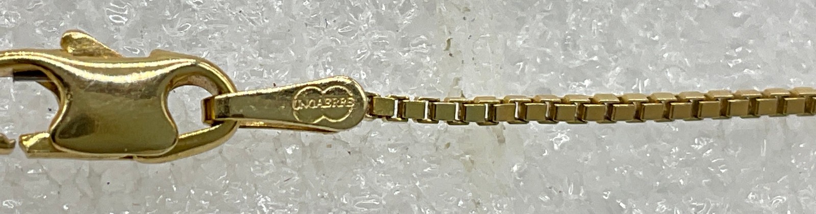 14k Gold Box Link Chain Necklace Unoaerre Italy 18in, 2.5g, 0.8mm