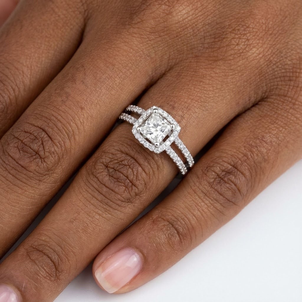 18K Gold Side Stone Engagement Ring Halo 1.50 CT Princess Natural Diamond G VS2