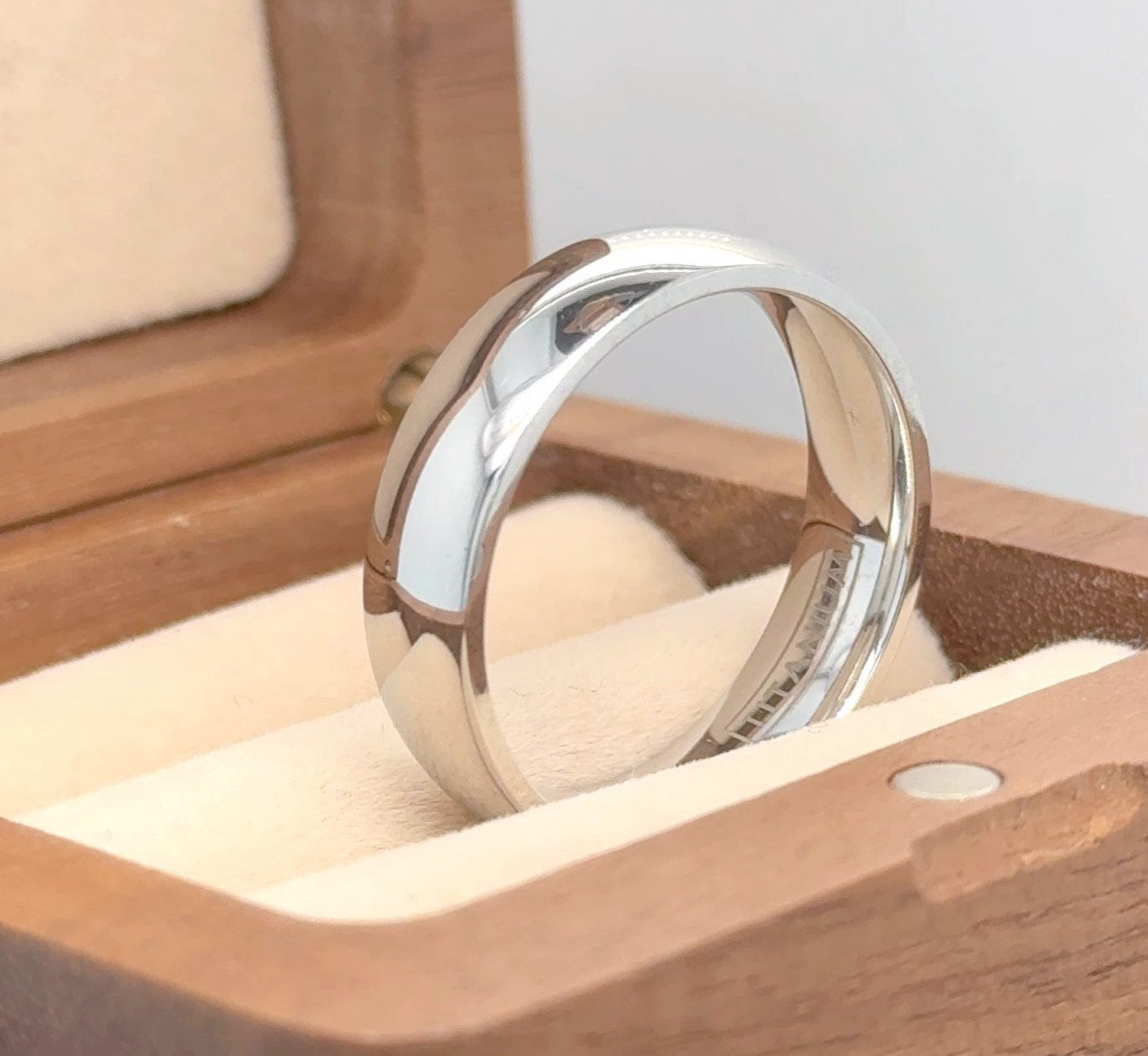 Mirror Polished Finish Ring Couple Ring Gifts 6mm Silver Titanium Promise Ring
