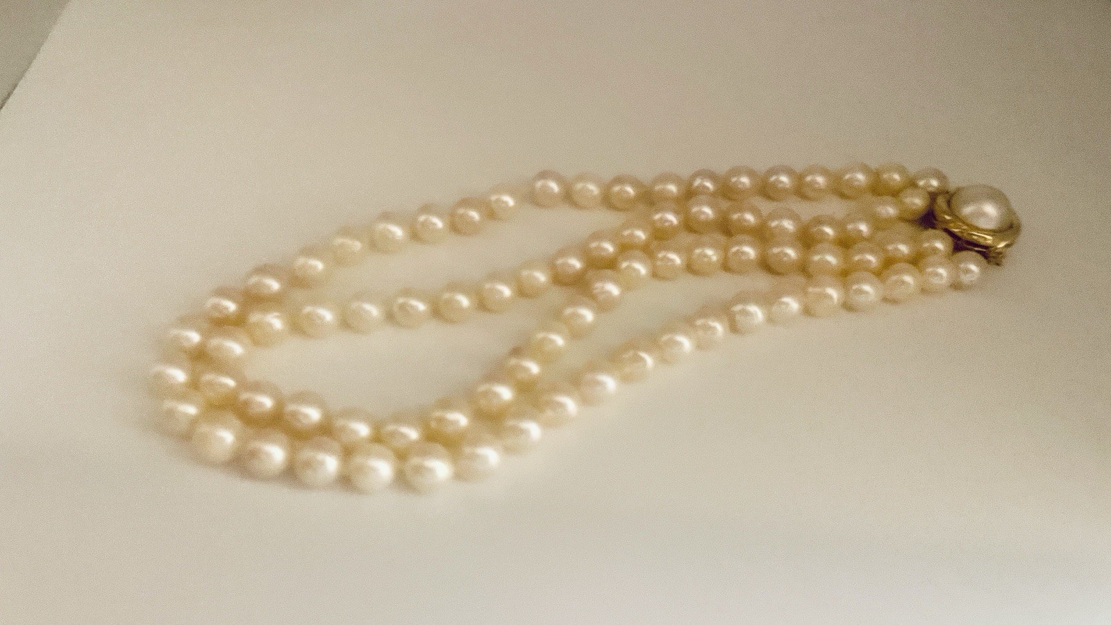 pearl necklaces for women