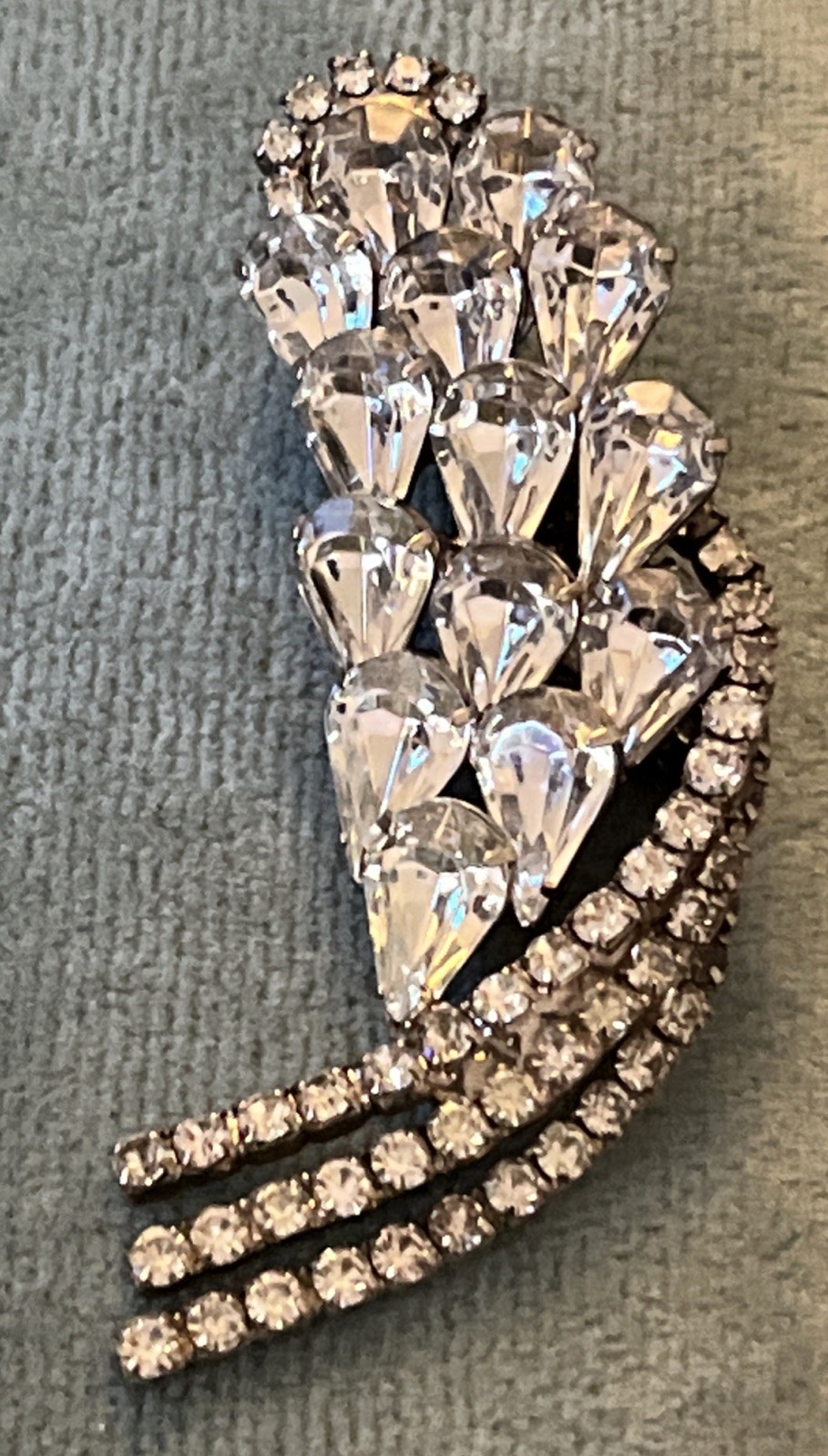 Vintage 1950’s Waterfall Cascading Brooch Rhodium Plated Clear Rhinestones