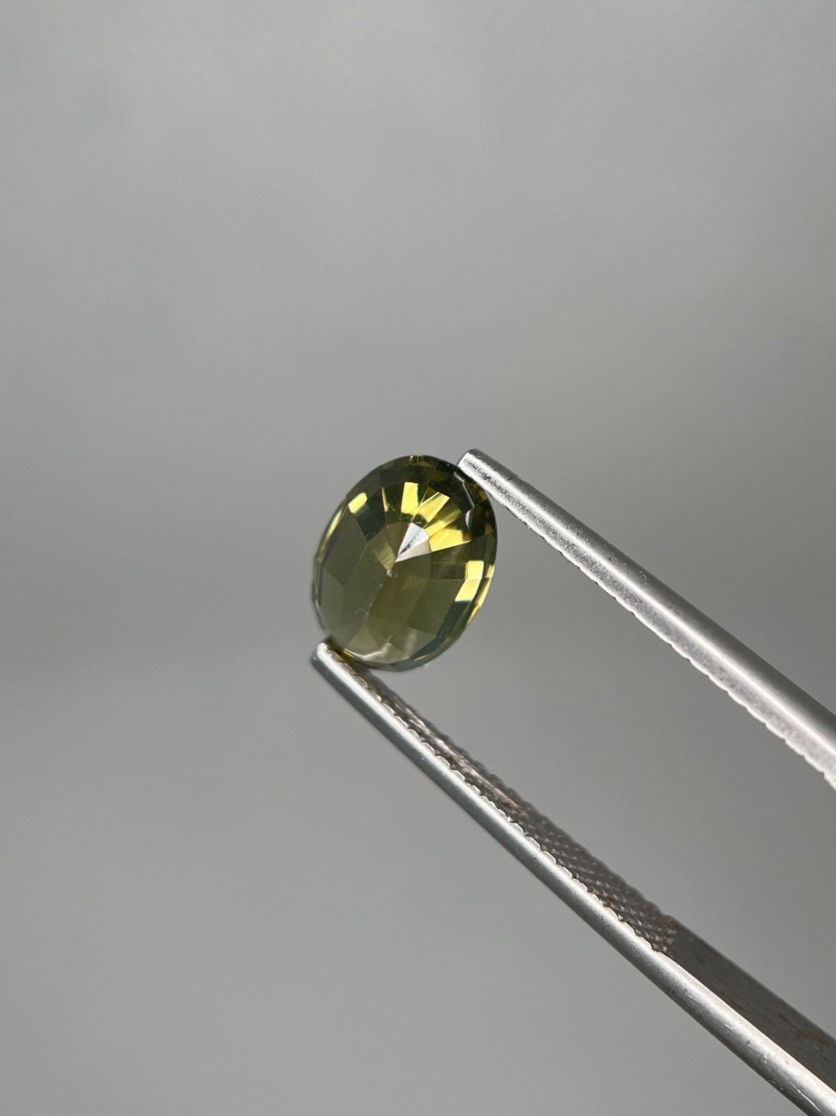 Natural Zircon Loupe Clean Oval Shape | Sri Lanka 🇱🇰 | 3ct +