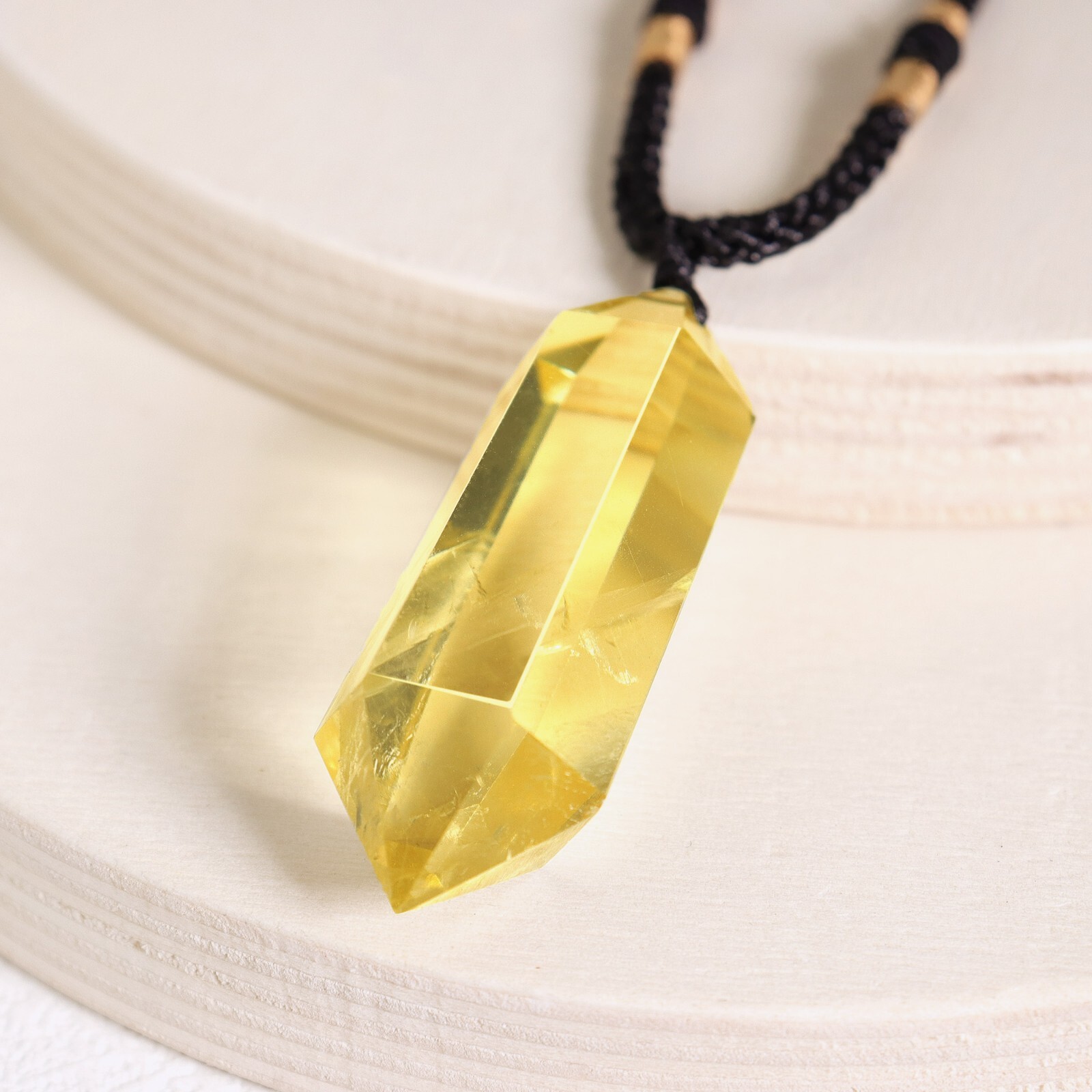 Natural Yellow Crystal Gemstone Citrine Pendant Healing Women Men Necklace Gift