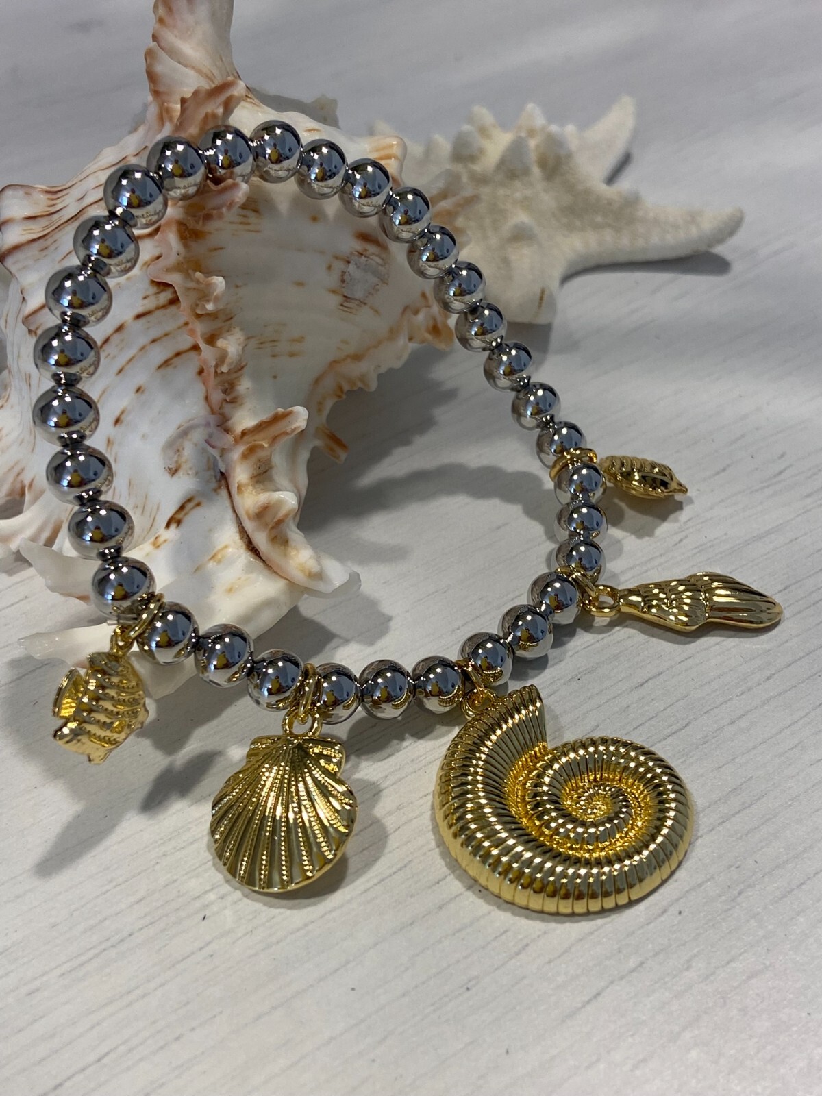 18K Gold Plated Copper Seashell and Fish Charm Bracelet