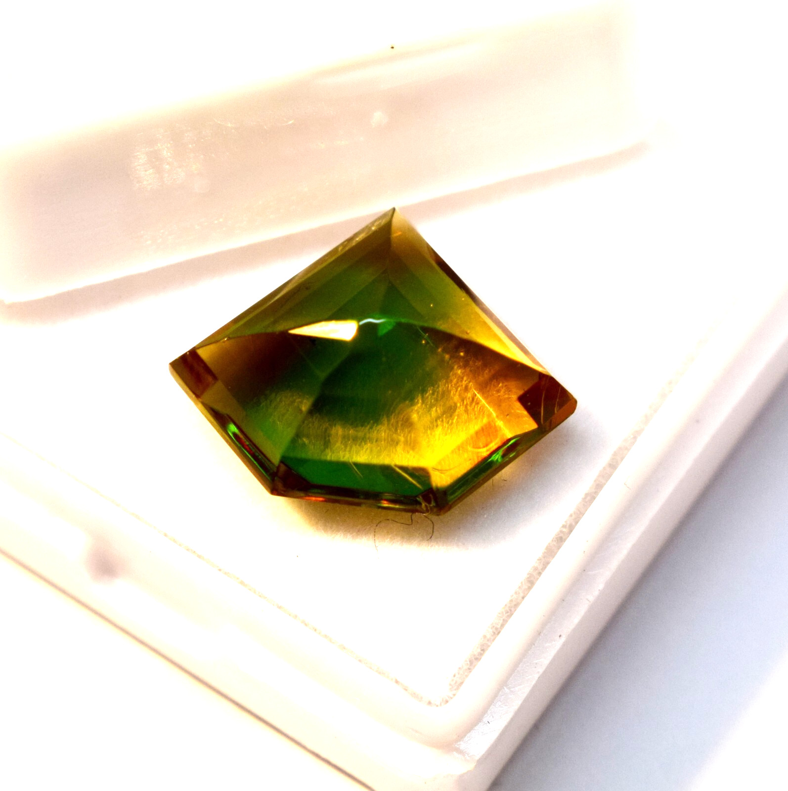 8 CT Color Changing Natural Alexandrite Certified Fancy Cut Loose Gemstone