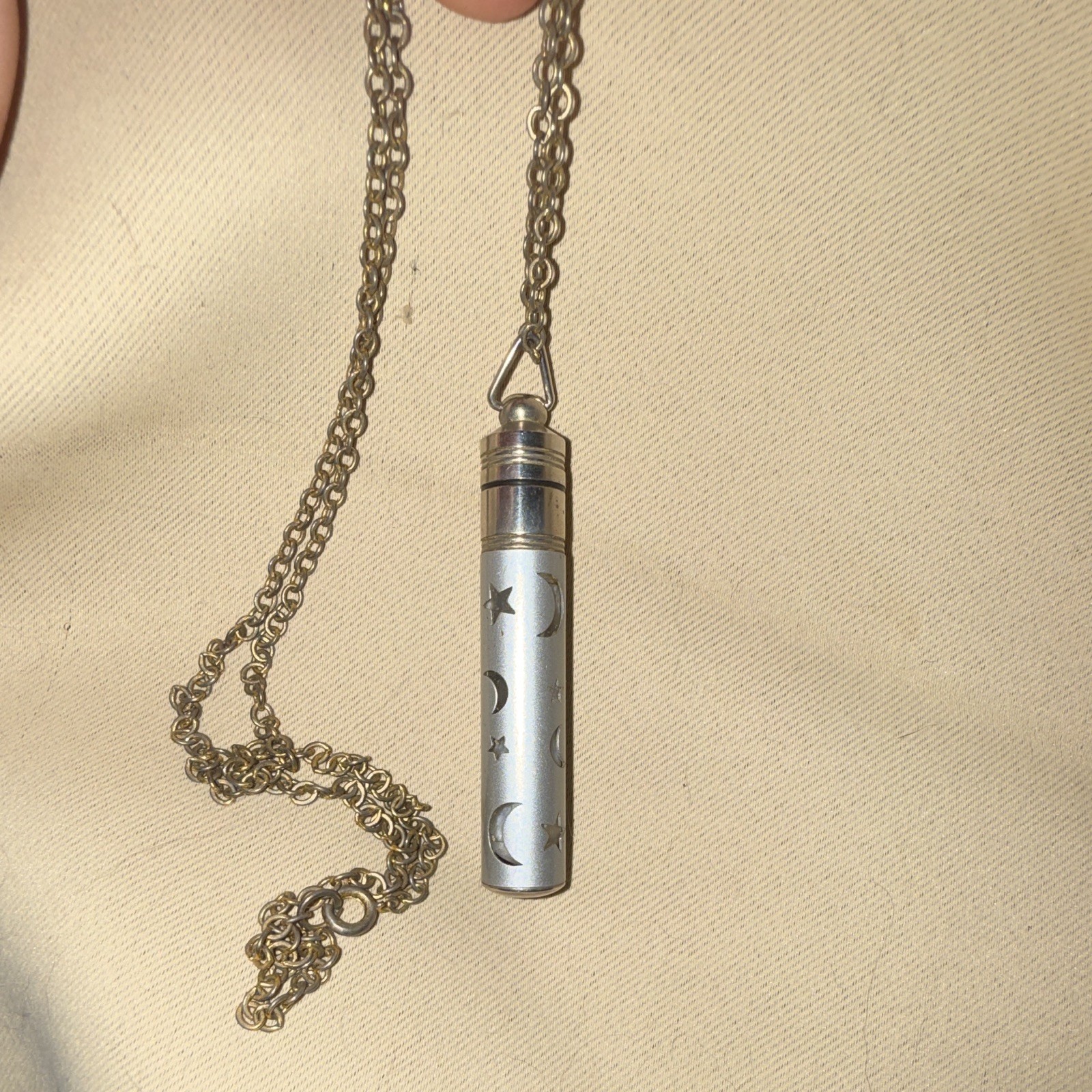 Vintage Silver Rope Chain Necklace Cylinder Locket Pendant Moon & Stars Light Up