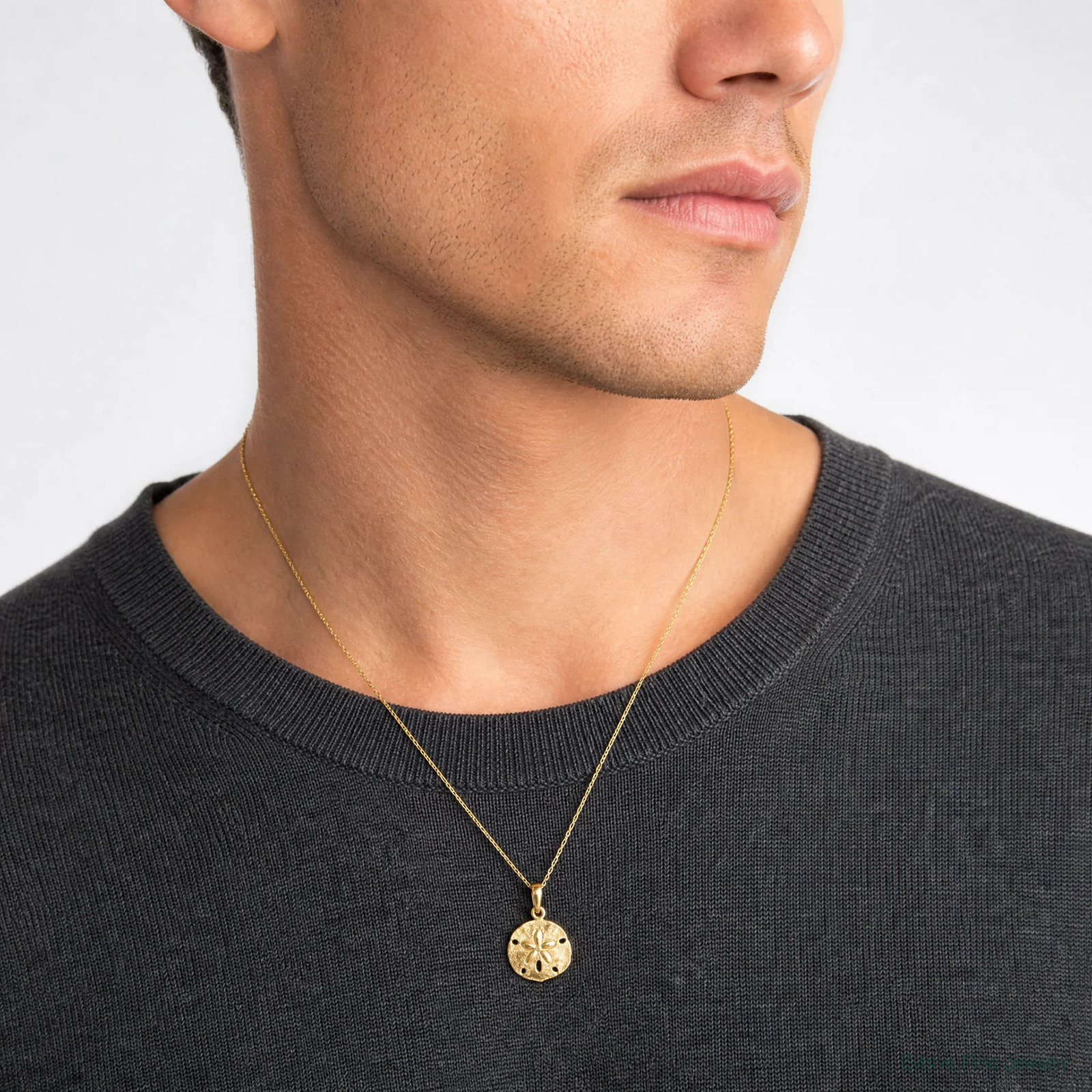10K / 14K Yellow Gold Sand Dollar Pendant