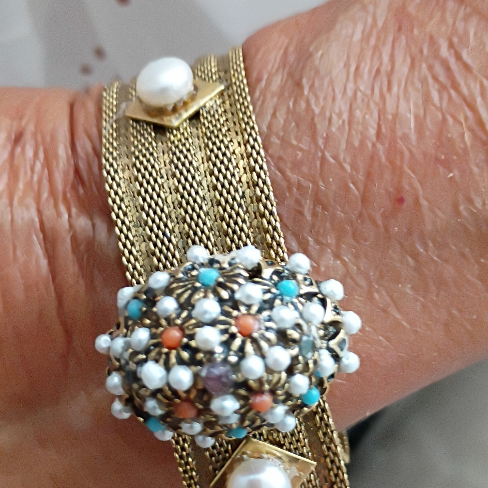 Gold Tone Mesh Cuff Bracelet Faux White Round Pearls Bead Cluster Dangle Charm