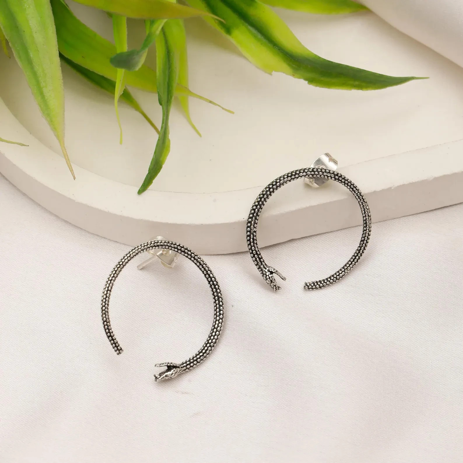 Rounded Ouroboros Brass Silvered Stud Earrings || Snake Minimaliste Earrings ||
