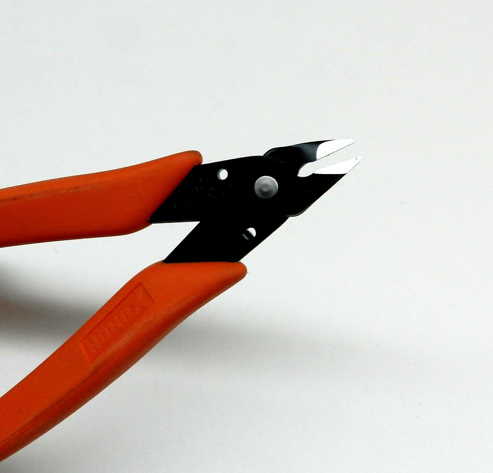 Xuron 410 Micro-Shear Flush Cutter #410 Flush Cuts Soft Wire Up To 18 Awg-1.00mm
