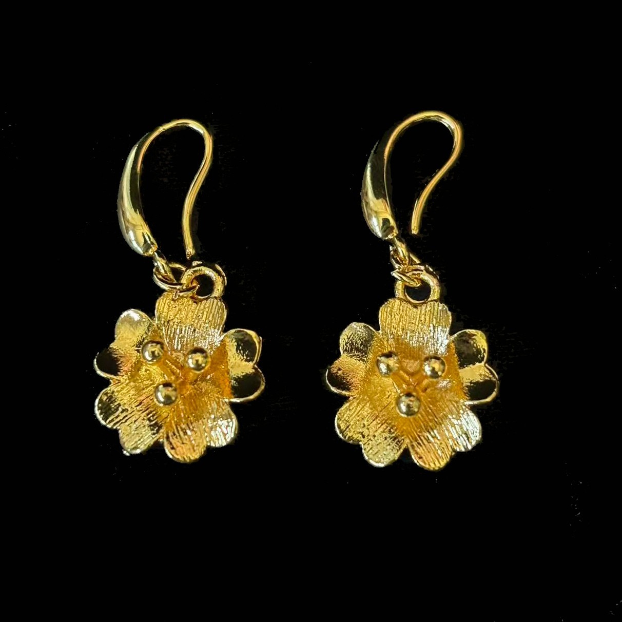 Flower Drop Dangle Earrings Gold-plated? (NOT SURE) No Mark