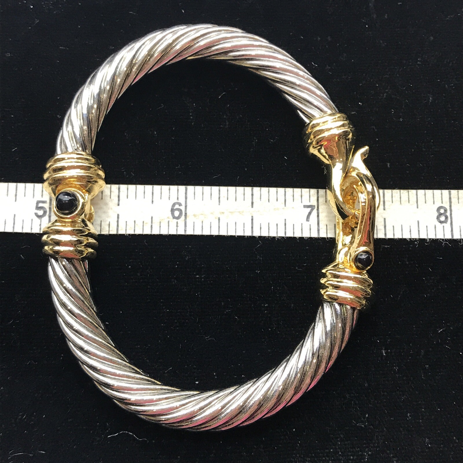 VTG Twisted Cable Renaissance Revival Black Cabochon’s Buckel Design Bracelet
