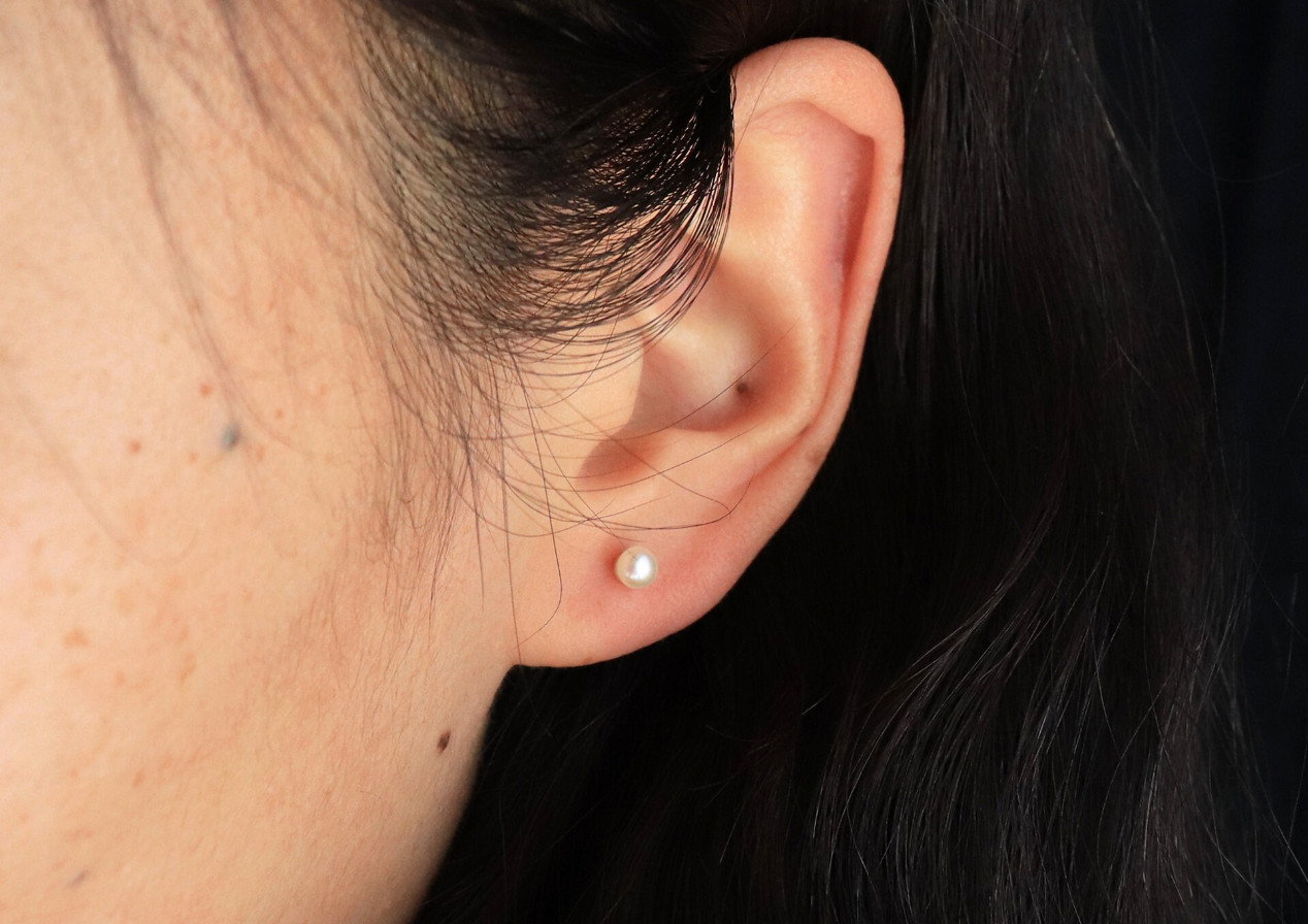Tiny Natural Freshwater Pearl Stud Earrings, Pearl Earrings, Dainty Pearls studs