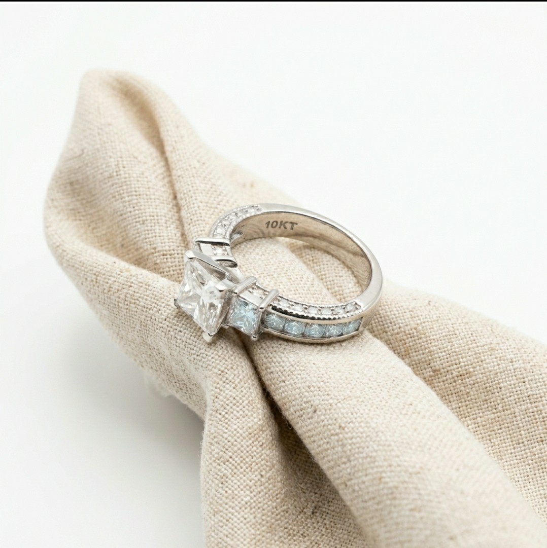 10K White Gold 3-Stone CZ Ring Princess Cut Channel Set Size 10 Statement