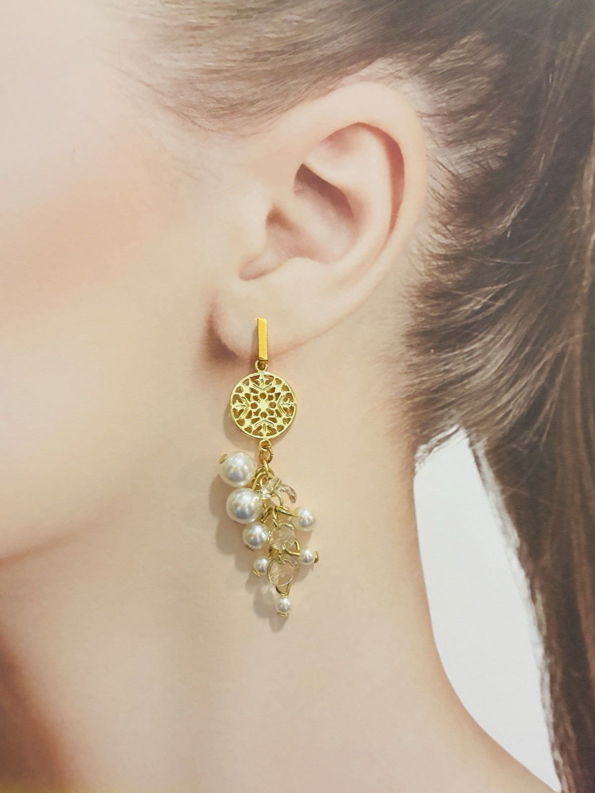 Multiple Pearls Vintage Style Earrings, High Quality, Simple
