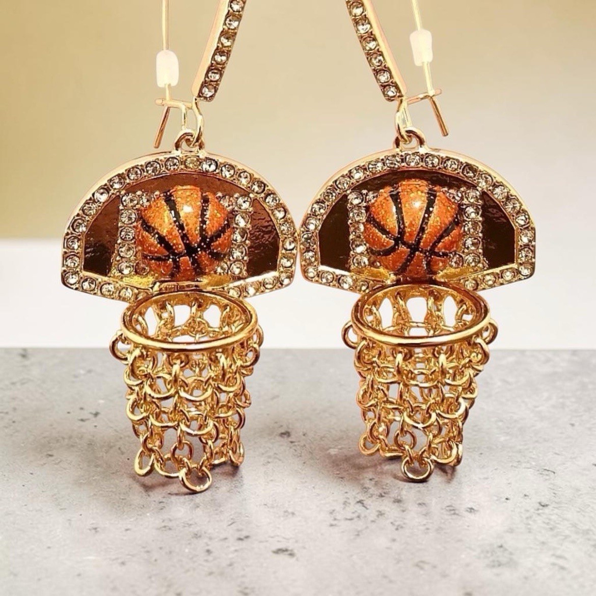 Betsey Johnson Earrings Nothing But Net Basketballs Gold Tone Chains Hooks NWT