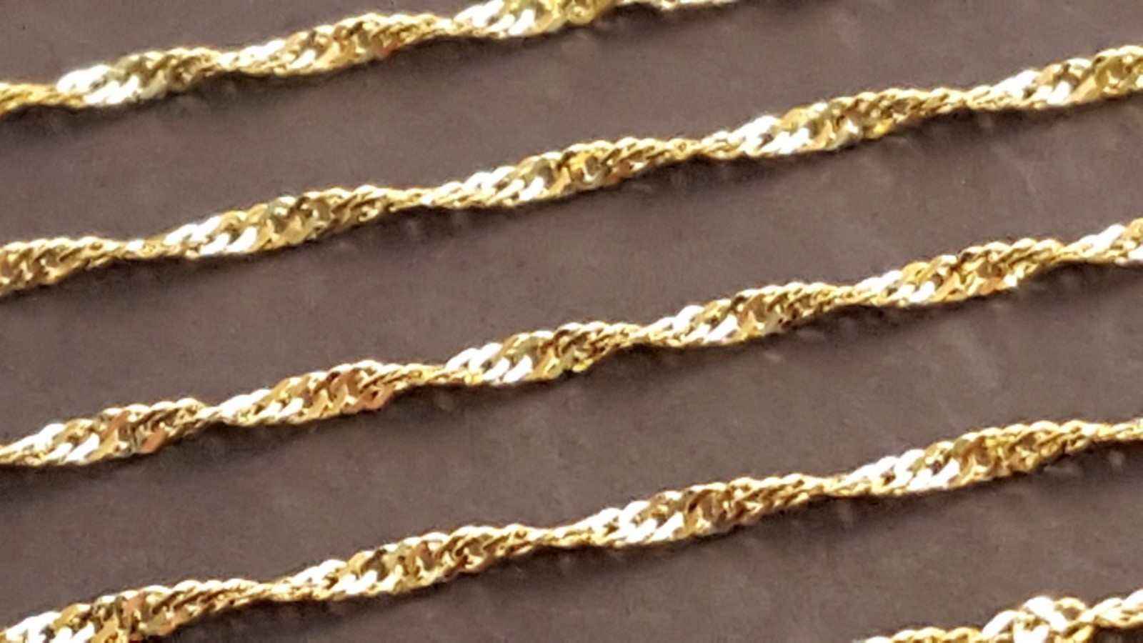 Singapore Chain 14 k Solid Yellow Gold 1.3 mm Diamond Cut Necklace 16″ – 24”