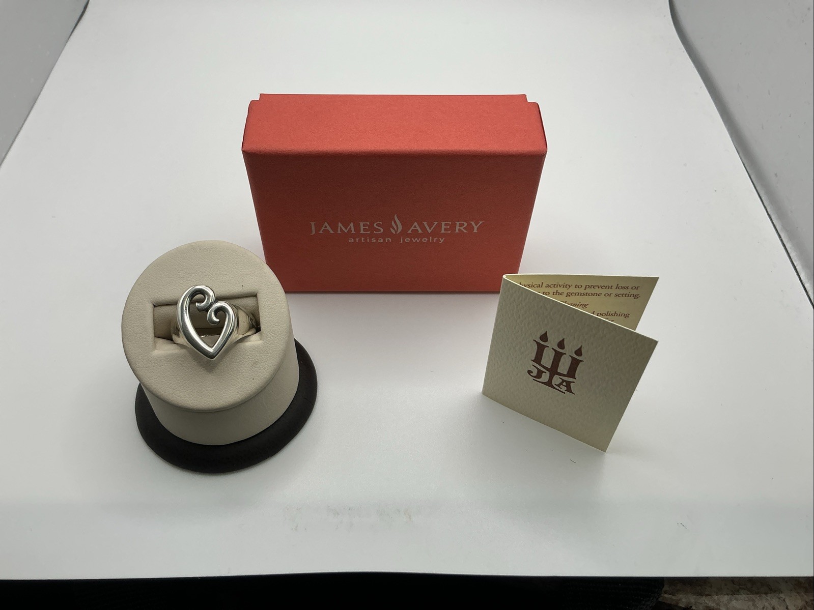 James Avery – A Mother’s Love Ring – Size 7 – Beautiful Mother Engraved