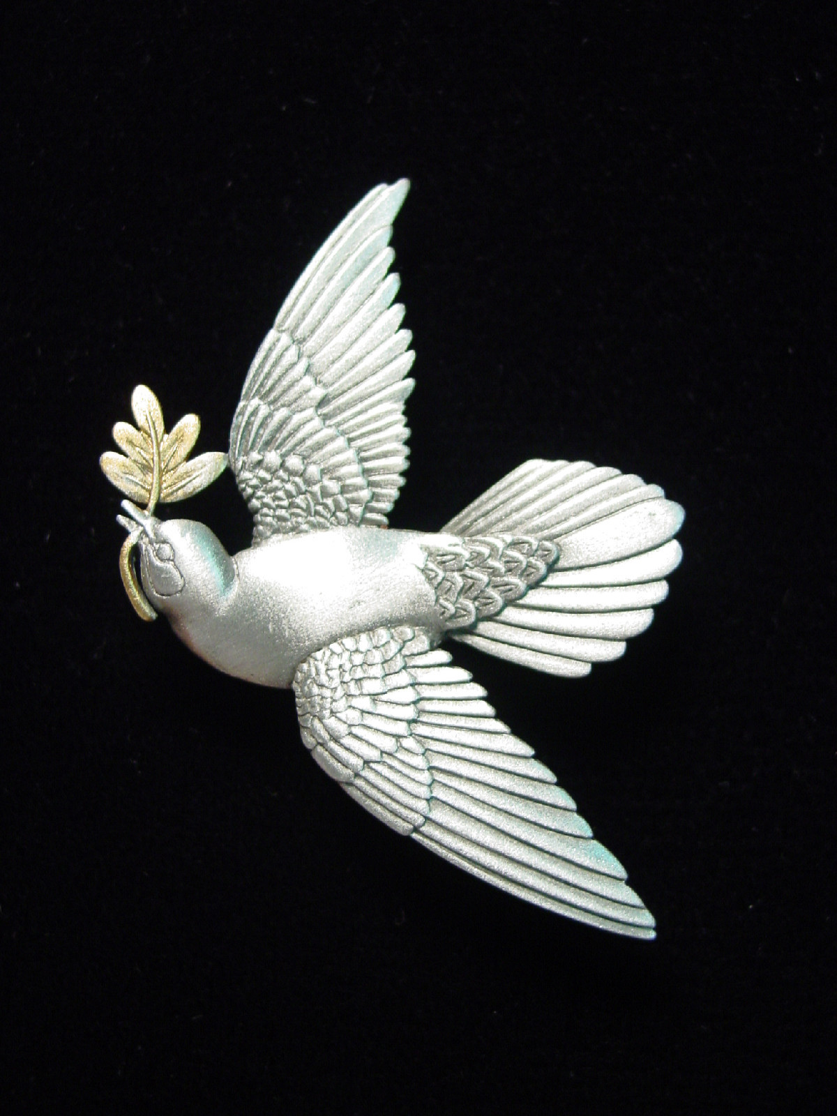 “JJ” Jonette Jewelry Silver Pewter ‘Dove Laurel Leaf’ PEACE Pin