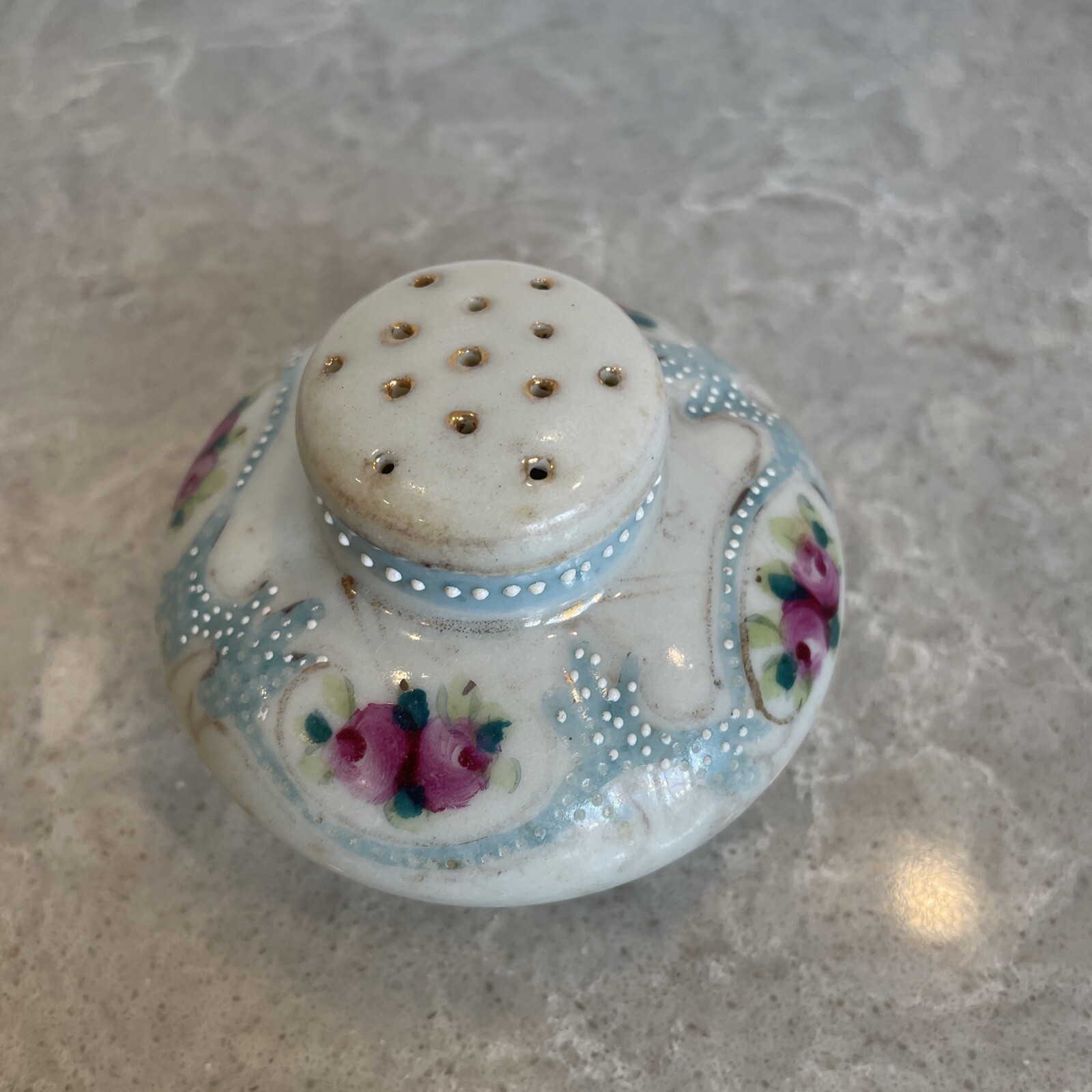 Antique FLORAL CHINA BODY POWDER Hat Pin Holder VICTORIAN NO MARK 2″ TALL