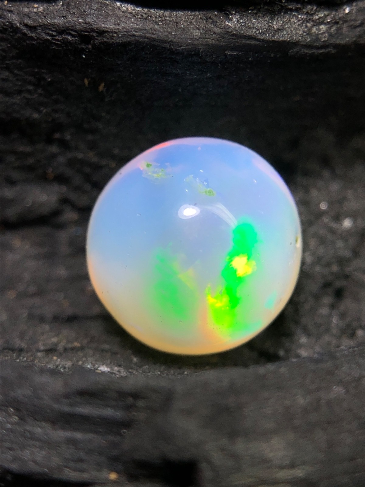 Natural White Ethiopian Rainbow Fire Opal Shere Cabochon Loose Gemstone