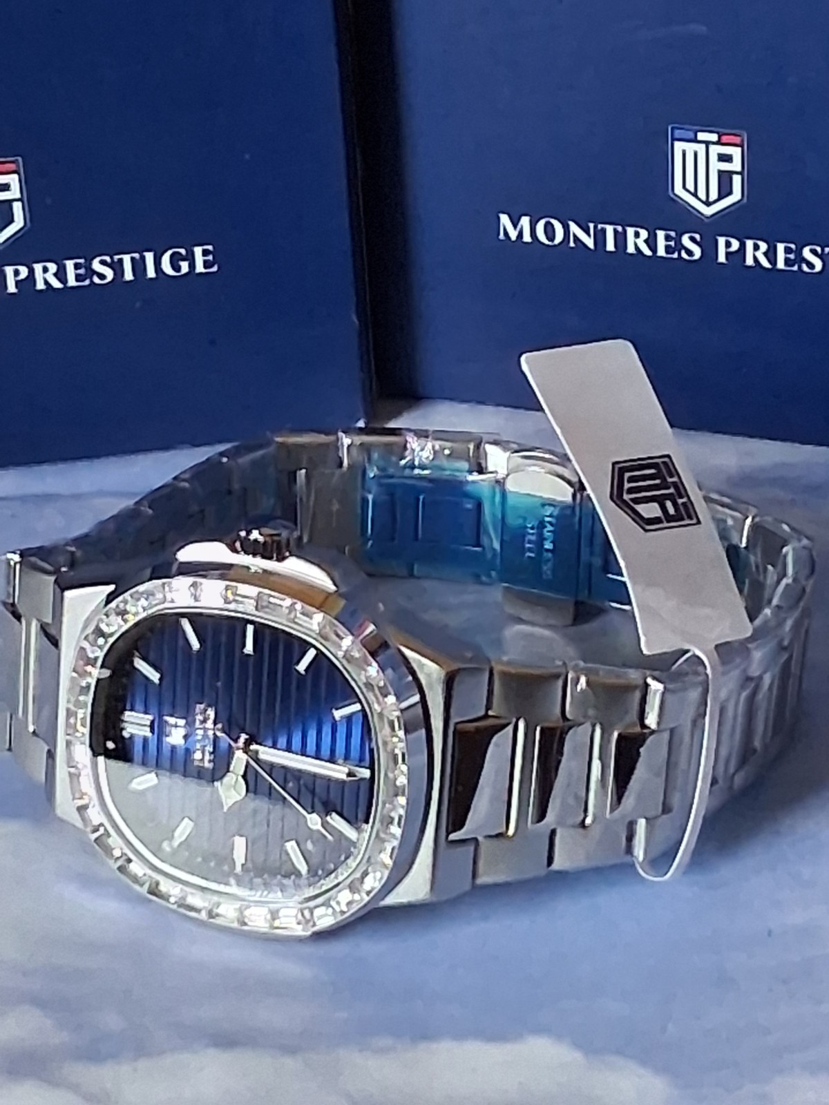 Montres Prestige × Invicta MPW-0326 Crystal Horizon 42mm Blue Textured Dial SS
